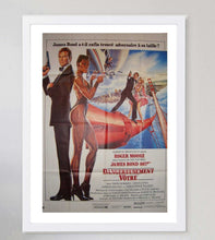 Load image into Gallery viewer, A View to a Kill (French) - Printed Originals