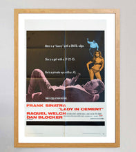 Load image into Gallery viewer, Lady in Cement